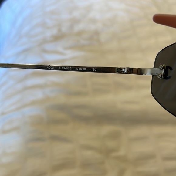 Vintage Chanel 4002 Sunglasses - Picture 7 of 7